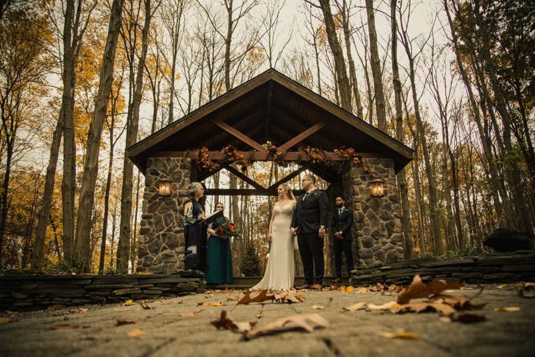 See You at the Sampling 2 Wedding couple at Woodsgate - Outdoor Wedding