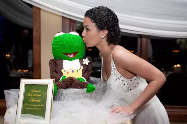 Super-Secret Special Memory 3 Bride kissing Kermit the Frog cake.