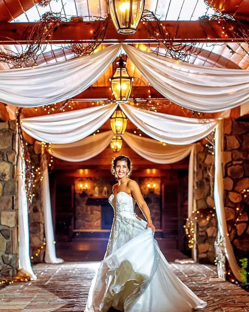 All Inclusive Poconos Wedding Venues 1 lawnhaven breezeway dress